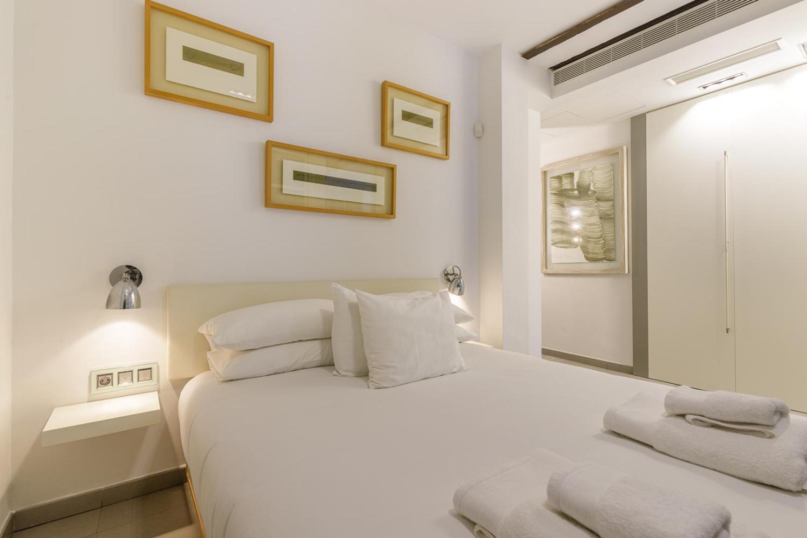 Apartamentos Tribuna Málaga Buitenkant foto
